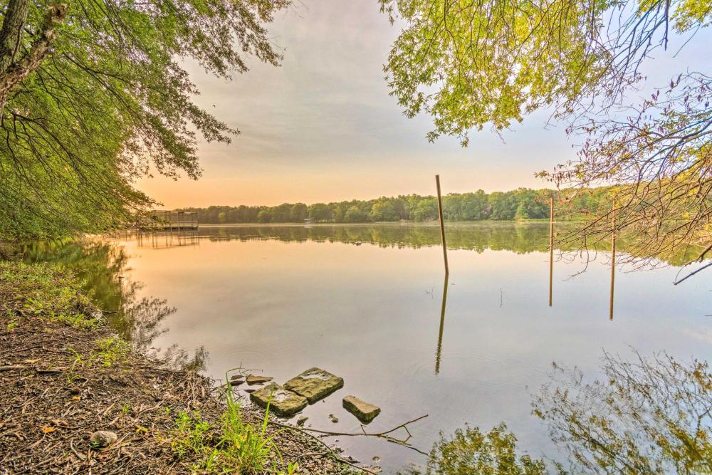 Deck and Fire Pit Lakefront Hideaway in Scranton!